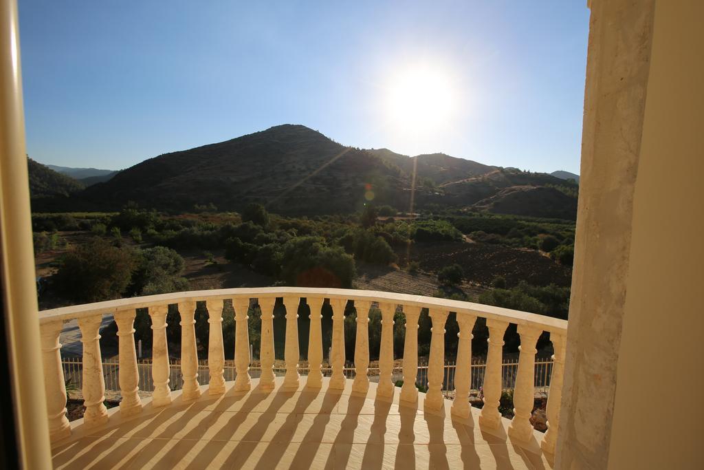 Villa Melyia Kato Pyrgos Quarto foto